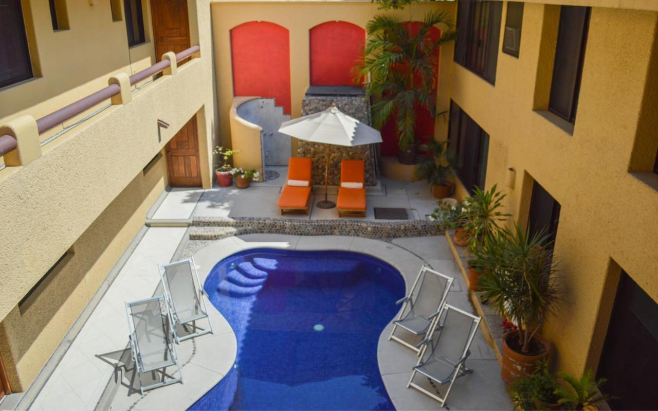 Casa Celeste Hotel Zihuatanejo Exterior photo