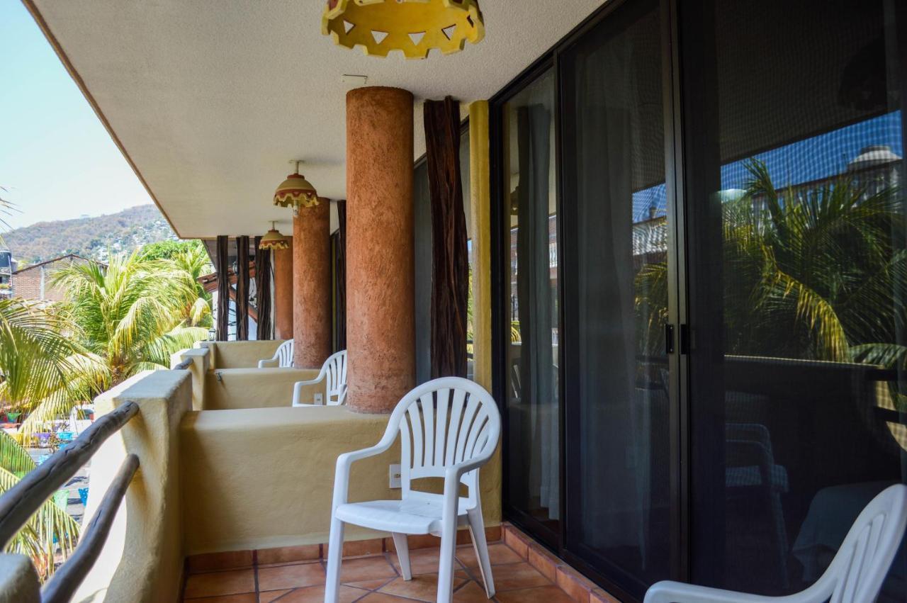 Casa Celeste Hotel Zihuatanejo Exterior photo