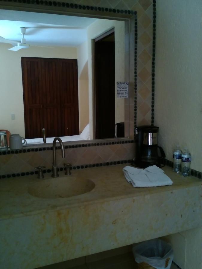 Casa Celeste Hotel Zihuatanejo Exterior photo